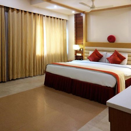 Hotel Mb International Palace Side Mysore Exterior photo